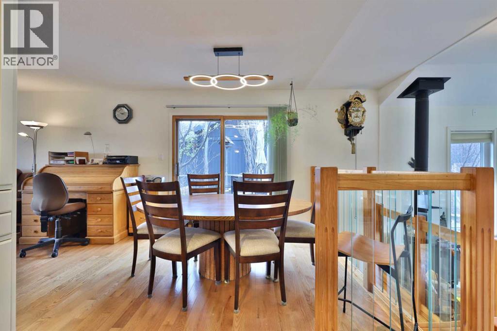 4404 52 Street - 9