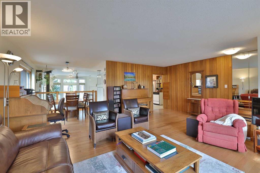 4404 52 Street - 7