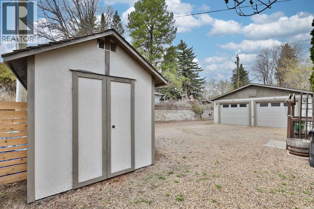 4404 52 Street - 47