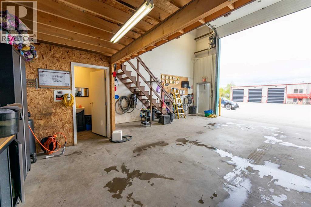 120 Steele Crescent - Photo 9