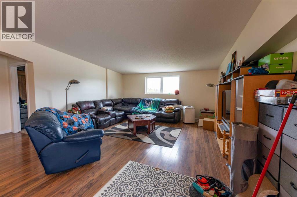120 Steele Crescent - Photo 14