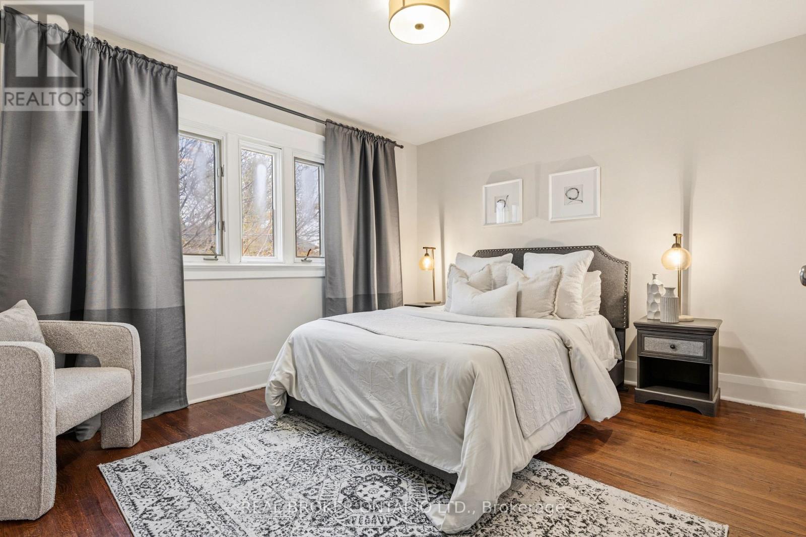 136 BLANTYRE AVENUE - 27