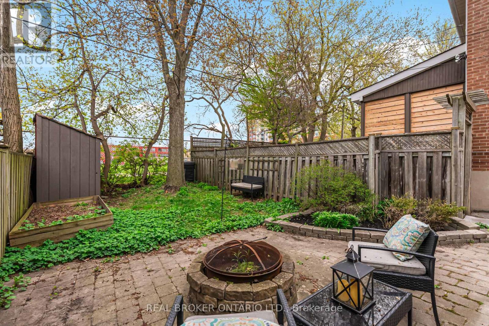 136 BLANTYRE AVENUE - 39