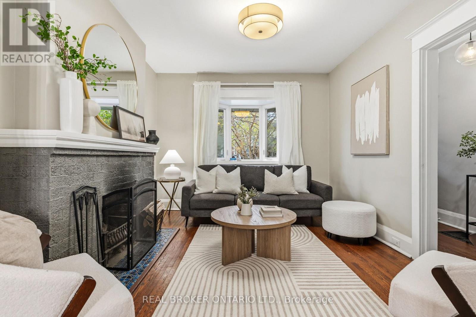136 BLANTYRE AVENUE - 6