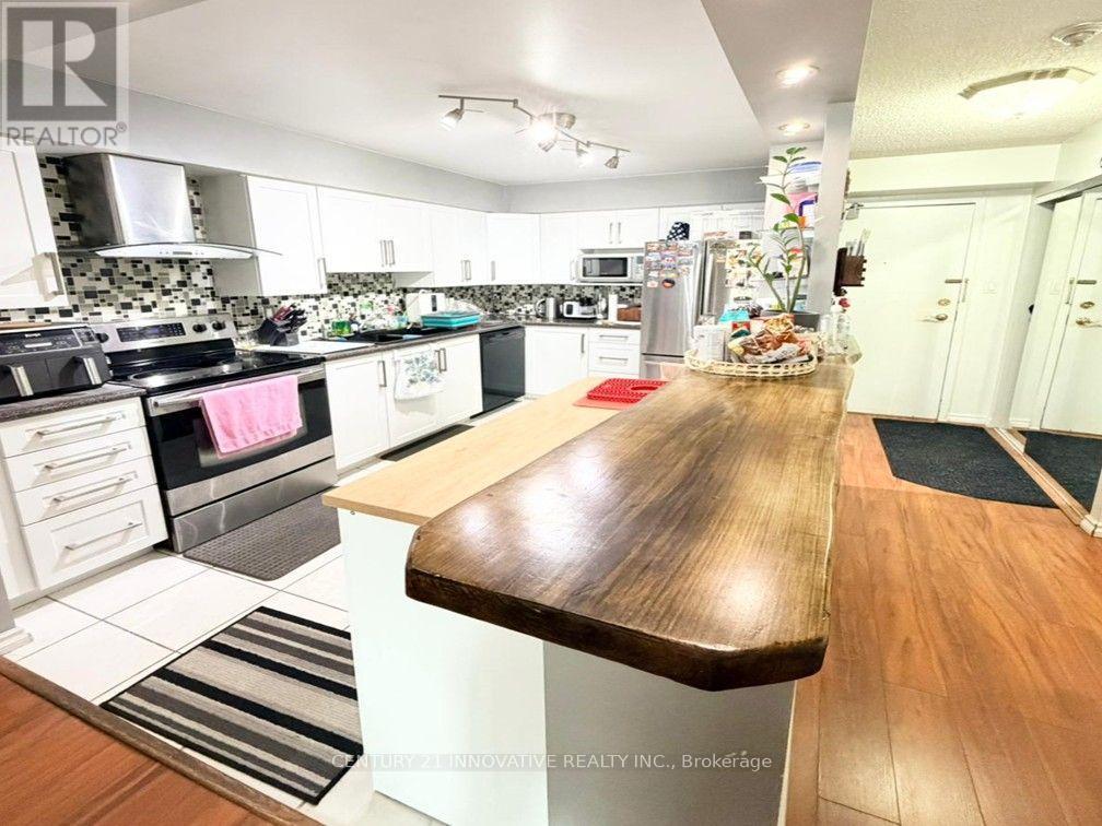 #UNIT 207 1665 VICTORIA PARK AVENUE - 13