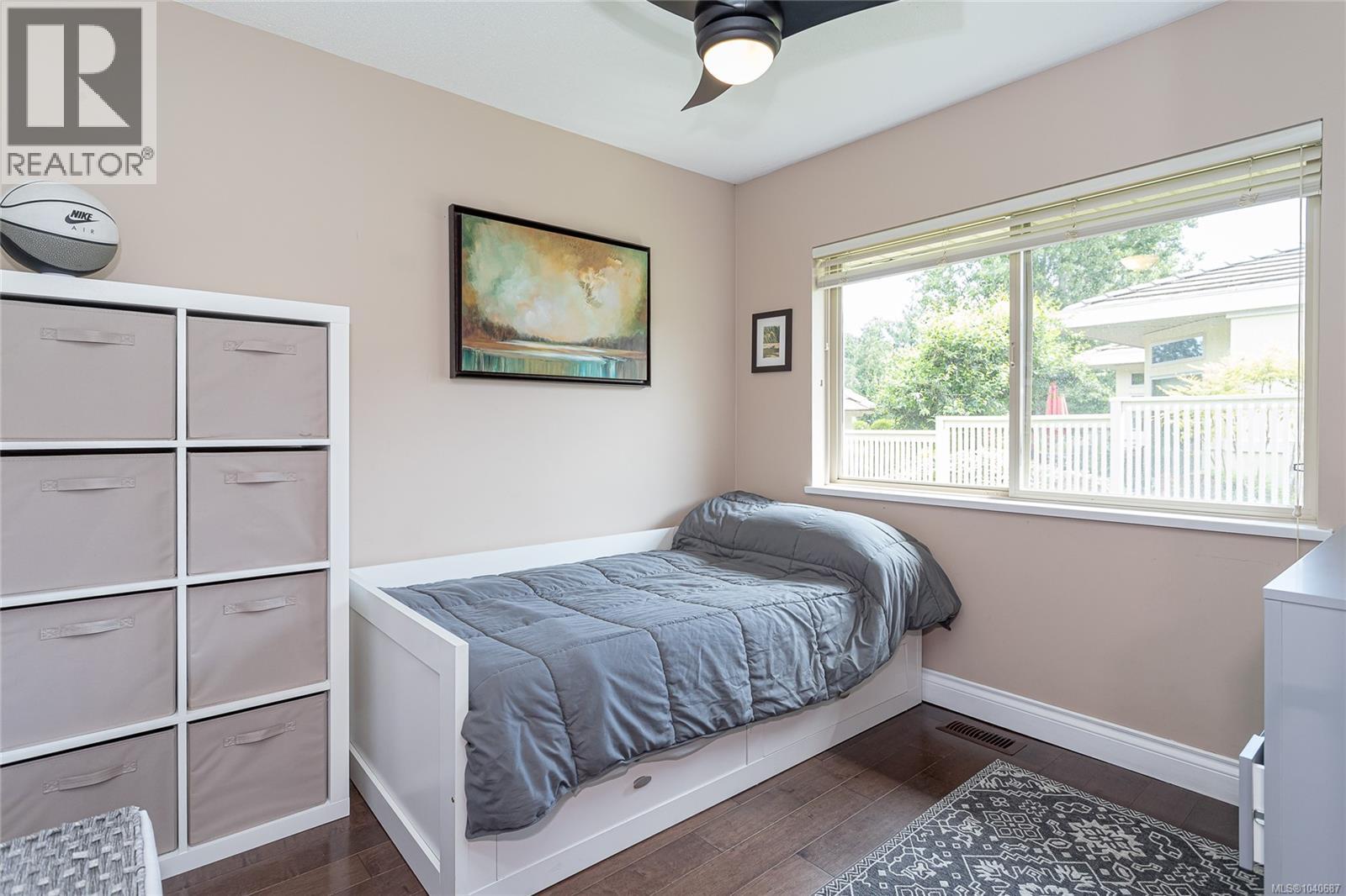 1191 Rosemount Close - 15