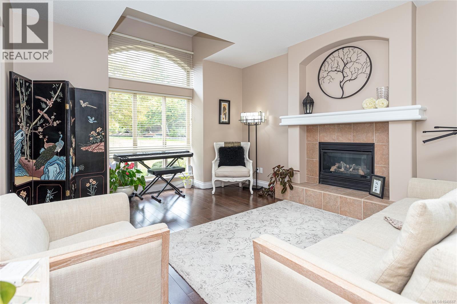 1191 Rosemount Close - 6