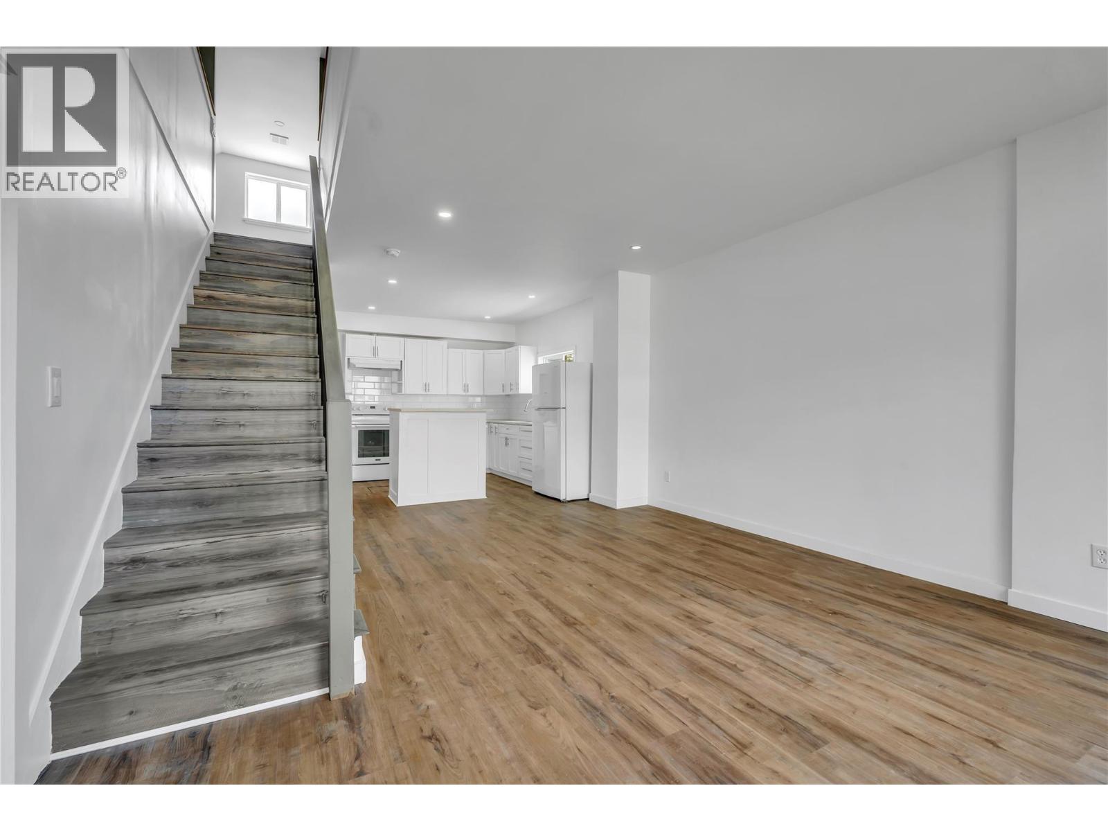 34 Fenchurch Avenue - Image 5