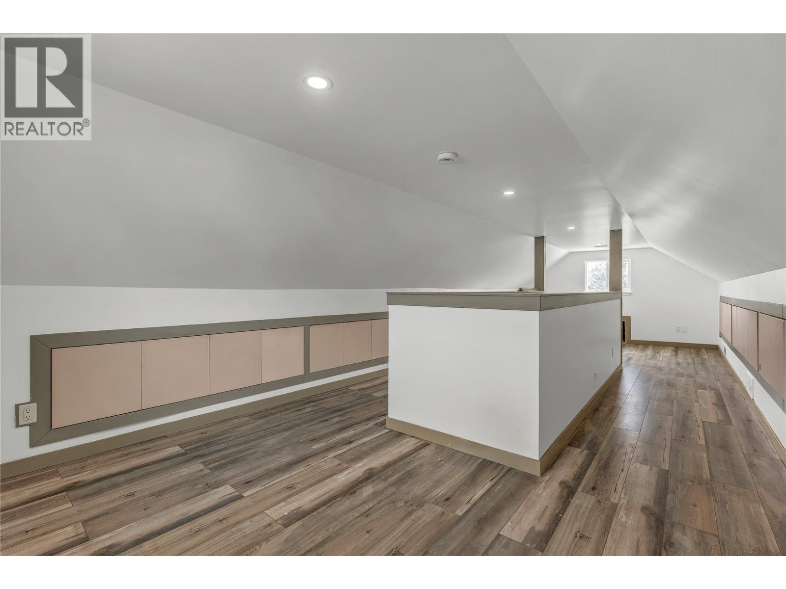 34 Fenchurch Avenue - 13