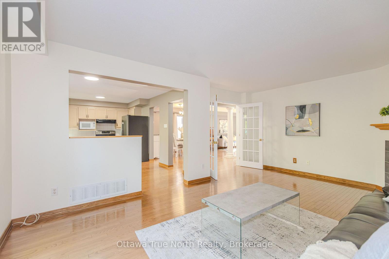 282 KNUDSON DRIVE - 12