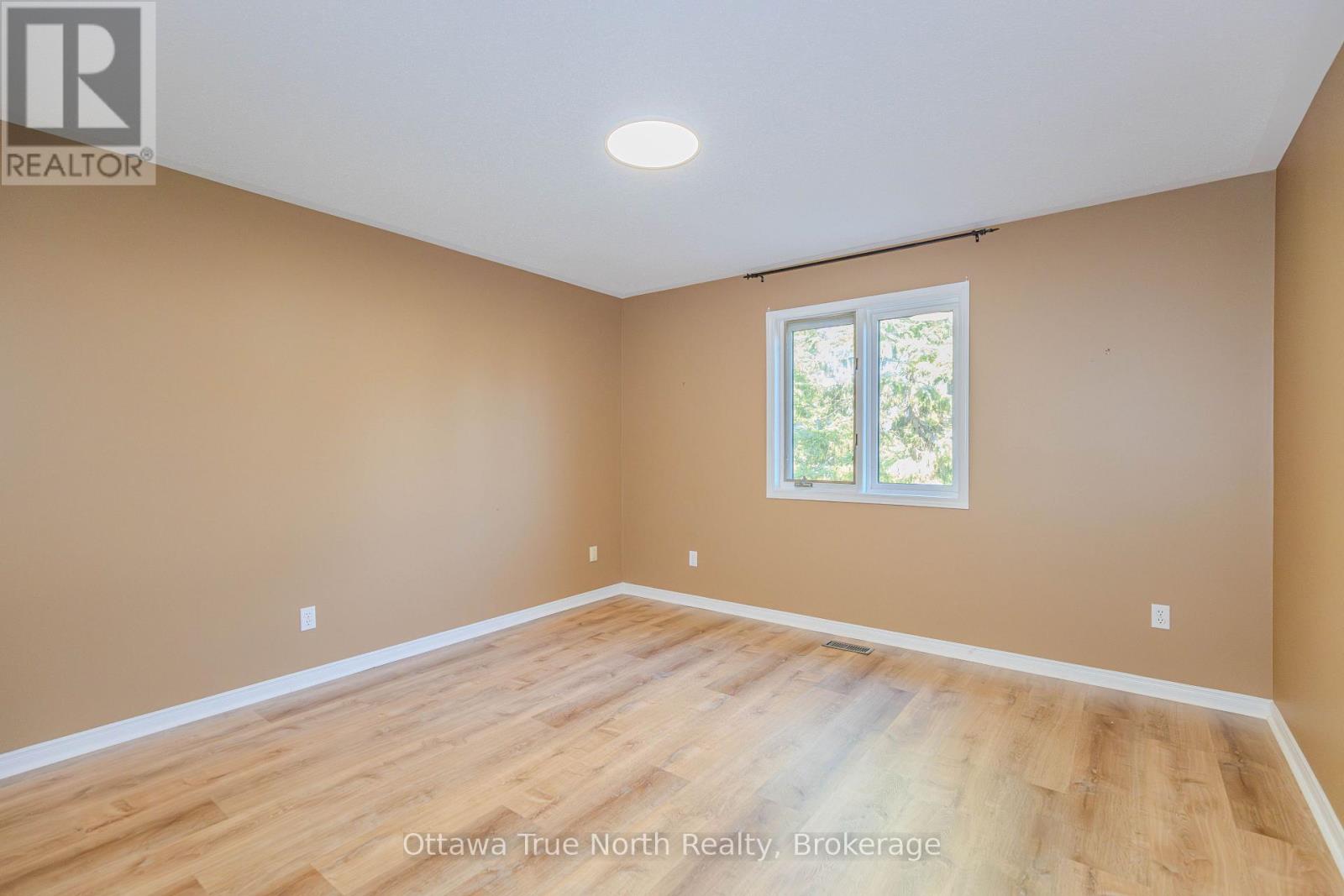 282 KNUDSON DRIVE - 26