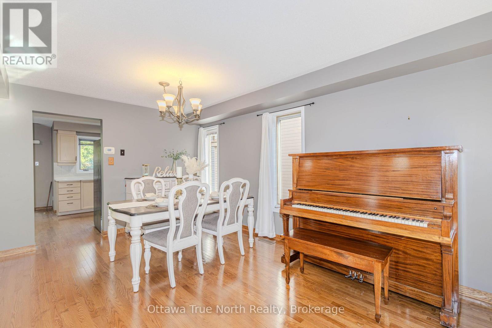 282 KNUDSON DRIVE - 8