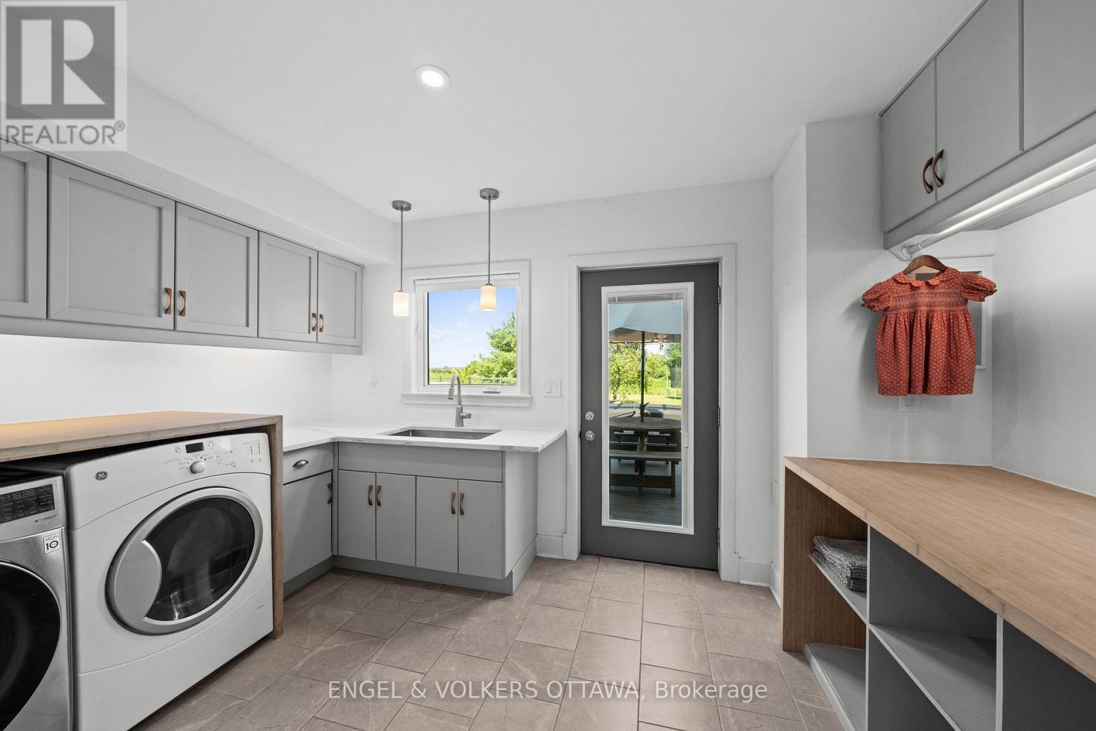 6548 CARP ROAD, Ottawa. Luxury613. By Peter Sagos - Image 19