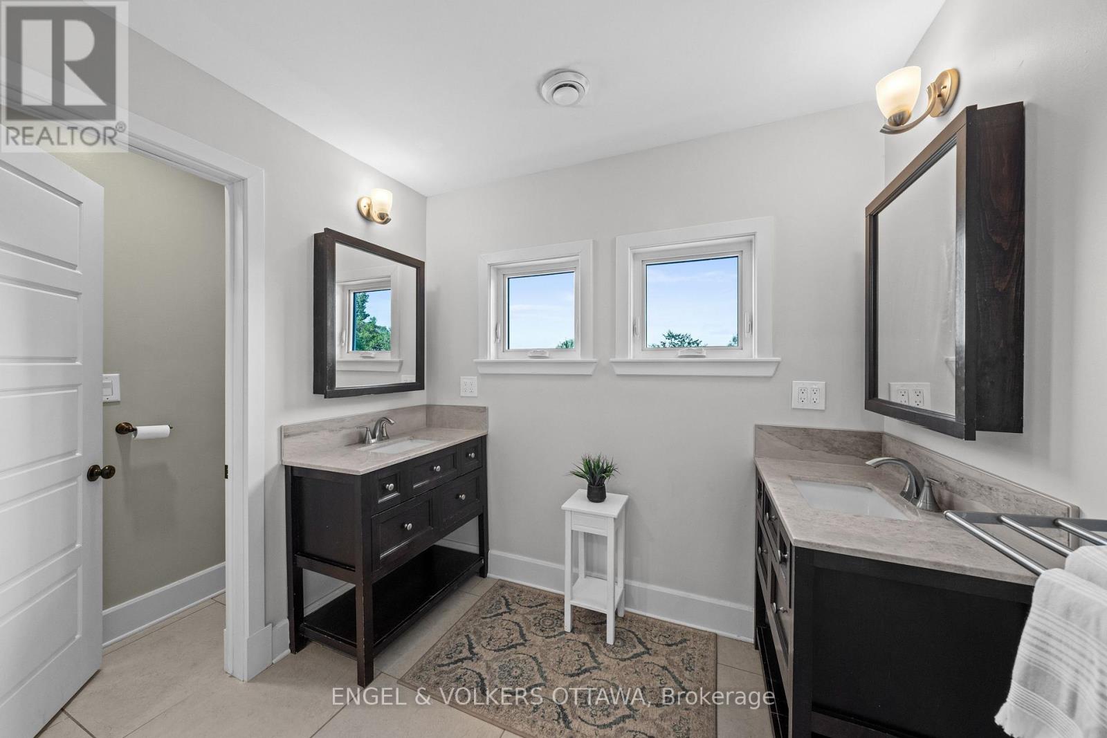 6548 CARP ROAD, Ottawa. Luxury613. By Peter Sagos - Image 32