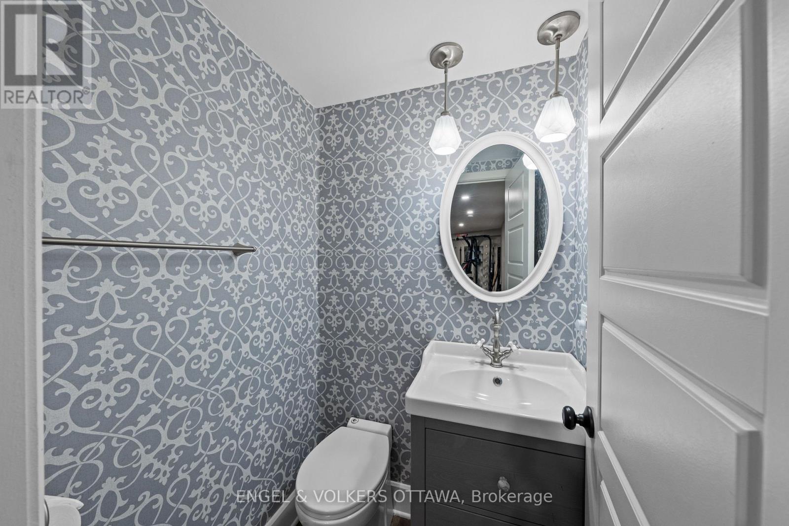 6548 CARP ROAD, Ottawa. Luxury613. By Peter Sagos - Image 44
