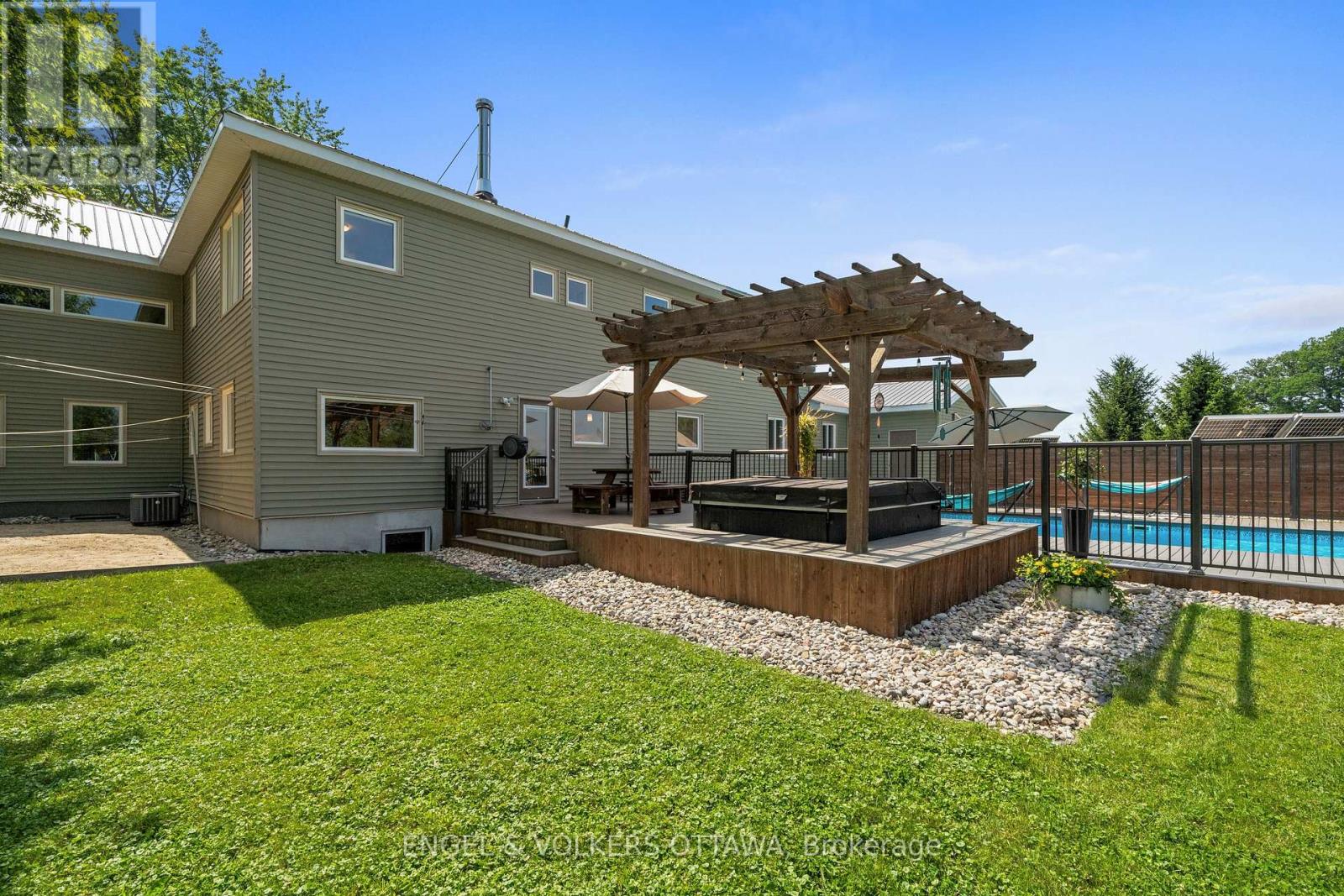 6548 CARP ROAD, Ottawa. Luxury613. By Peter Sagos - Image 47