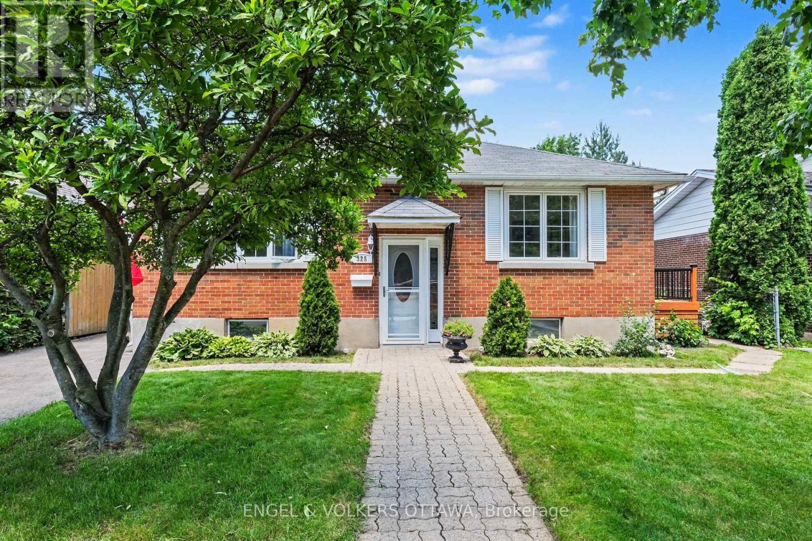 325 SUMMIT AVENUE - 2