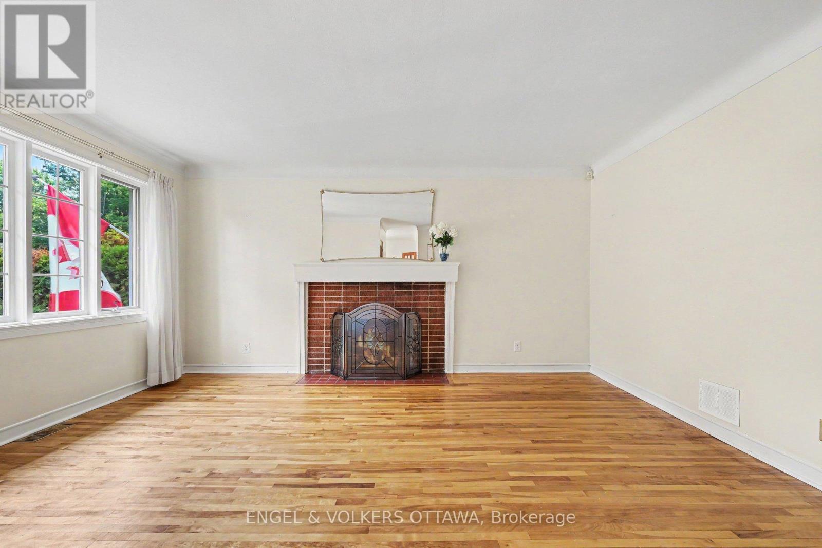 325 SUMMIT AVENUE - 6