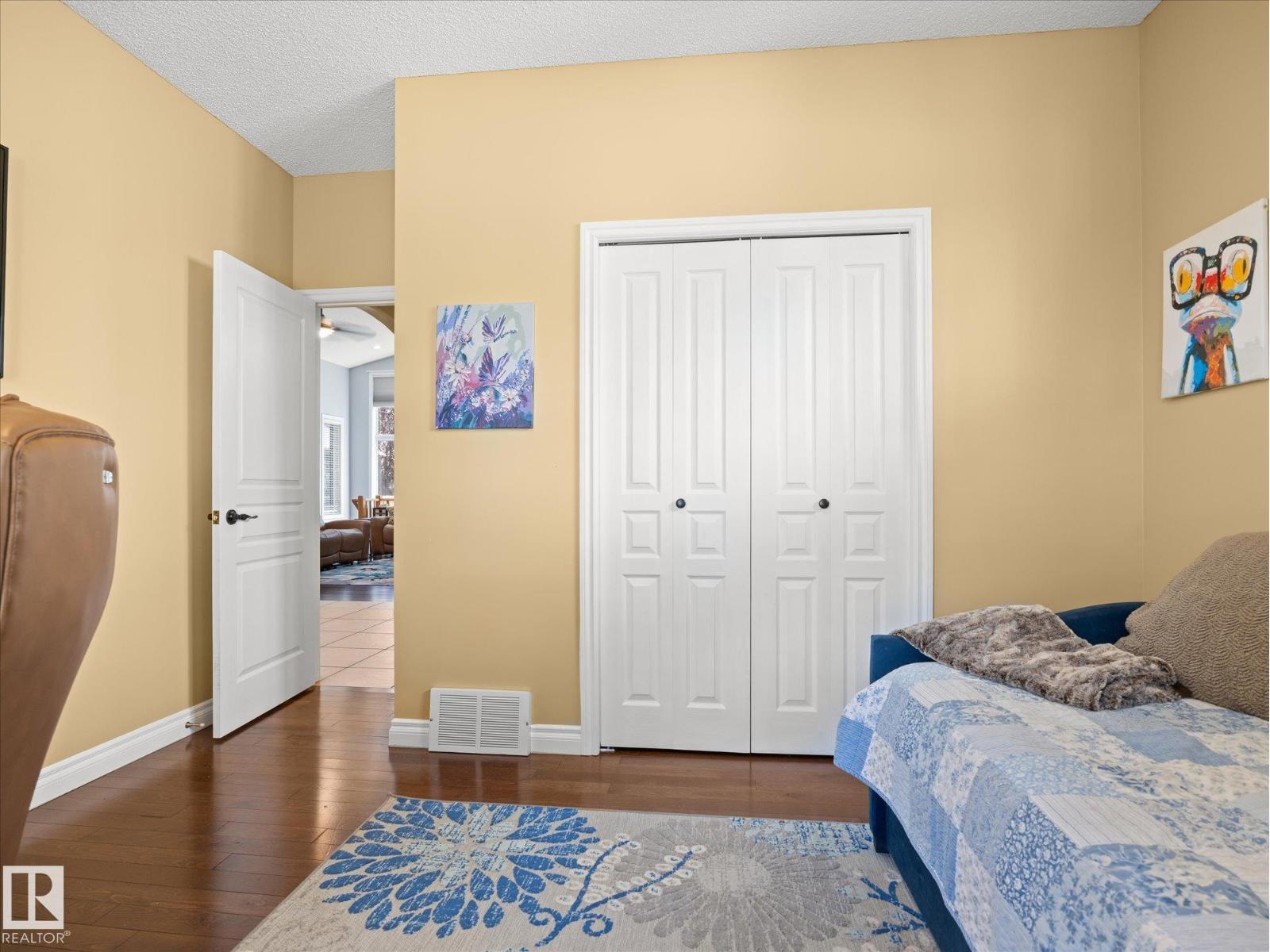 13 LAFLEUR DR - 17