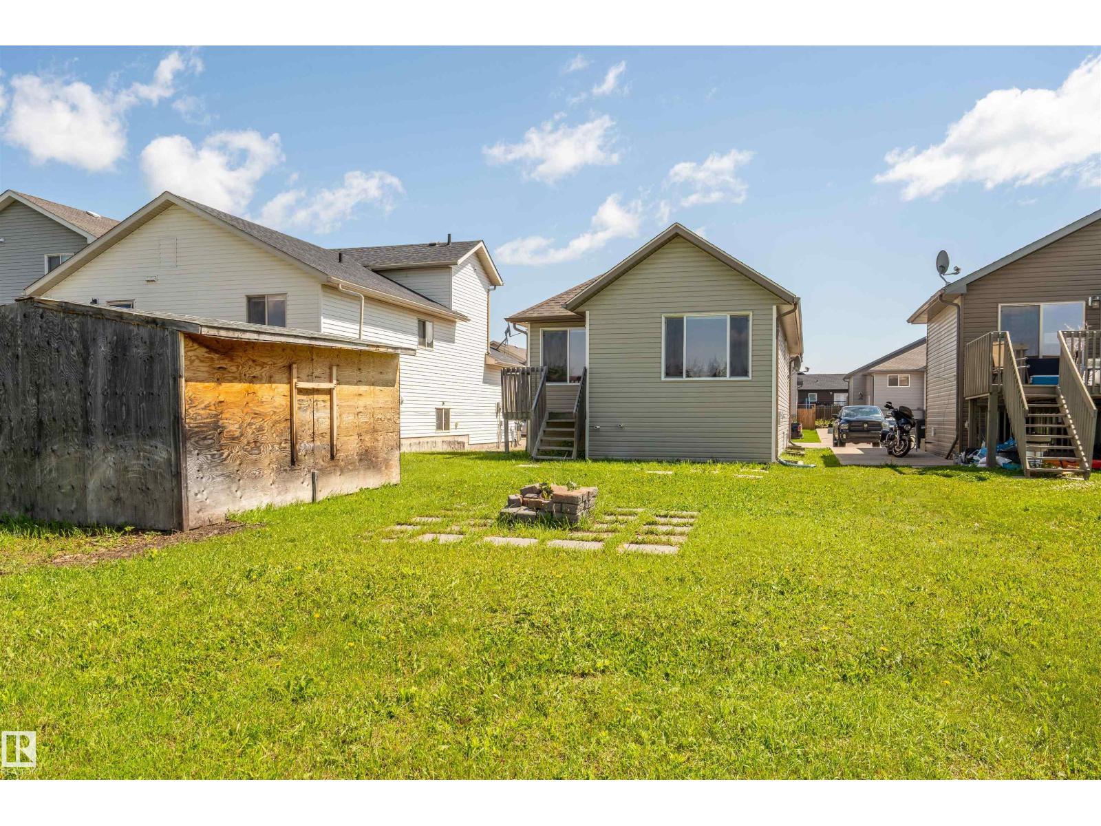 208 26 ST - 20