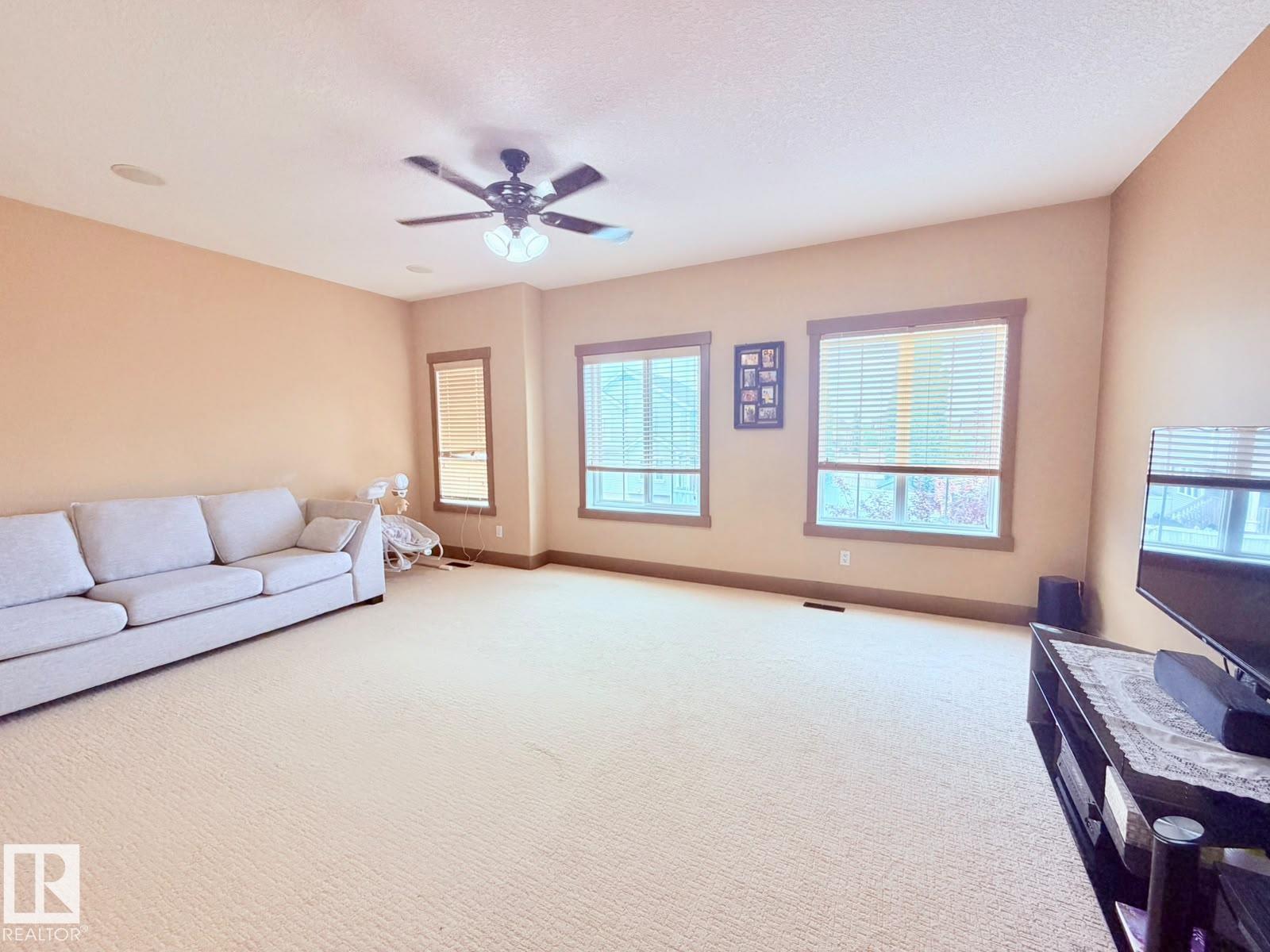 1015 61 ST SW - 19
