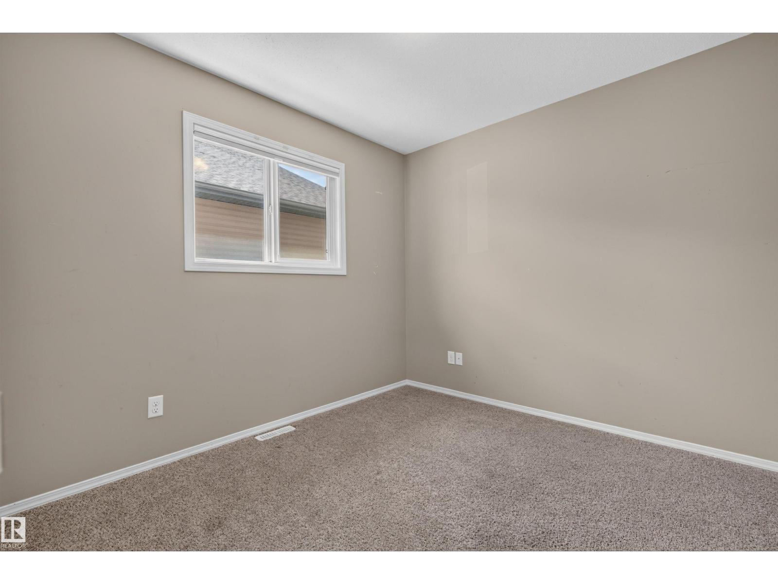 208 26 ST - 13