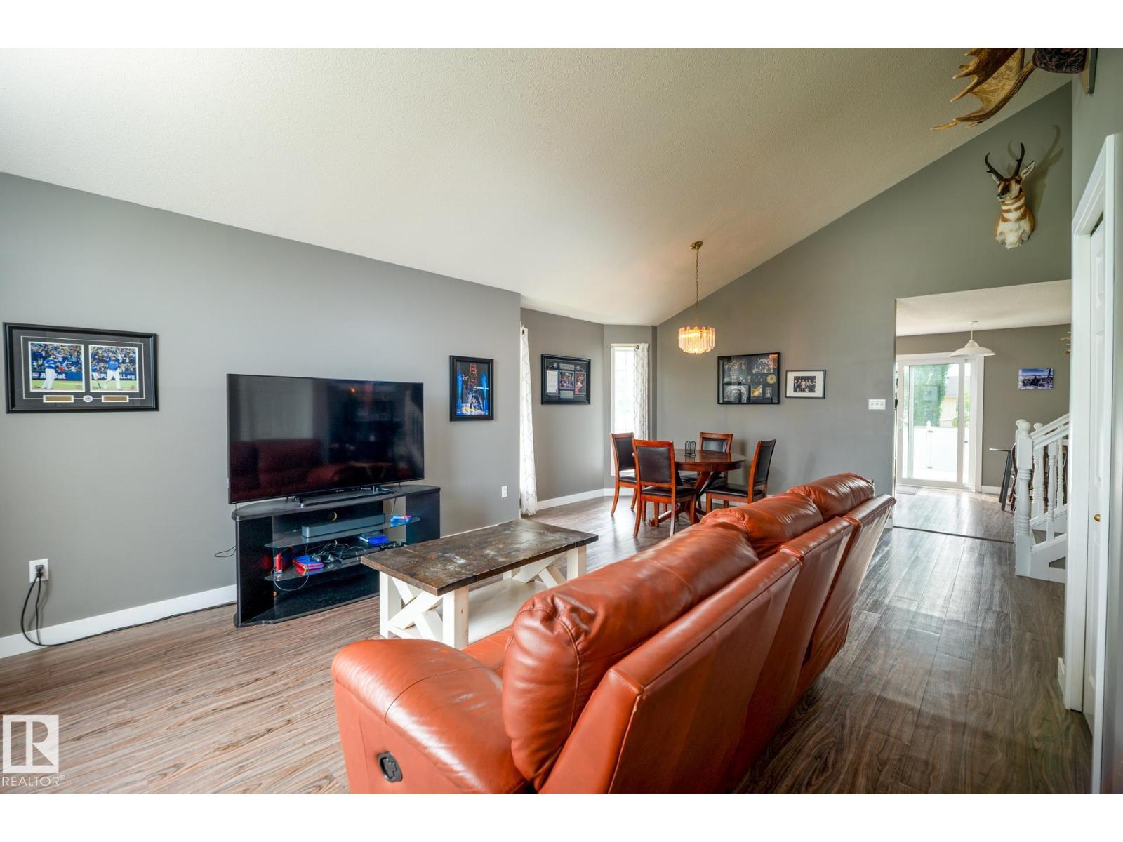 2902 CORNWALL DR - 8