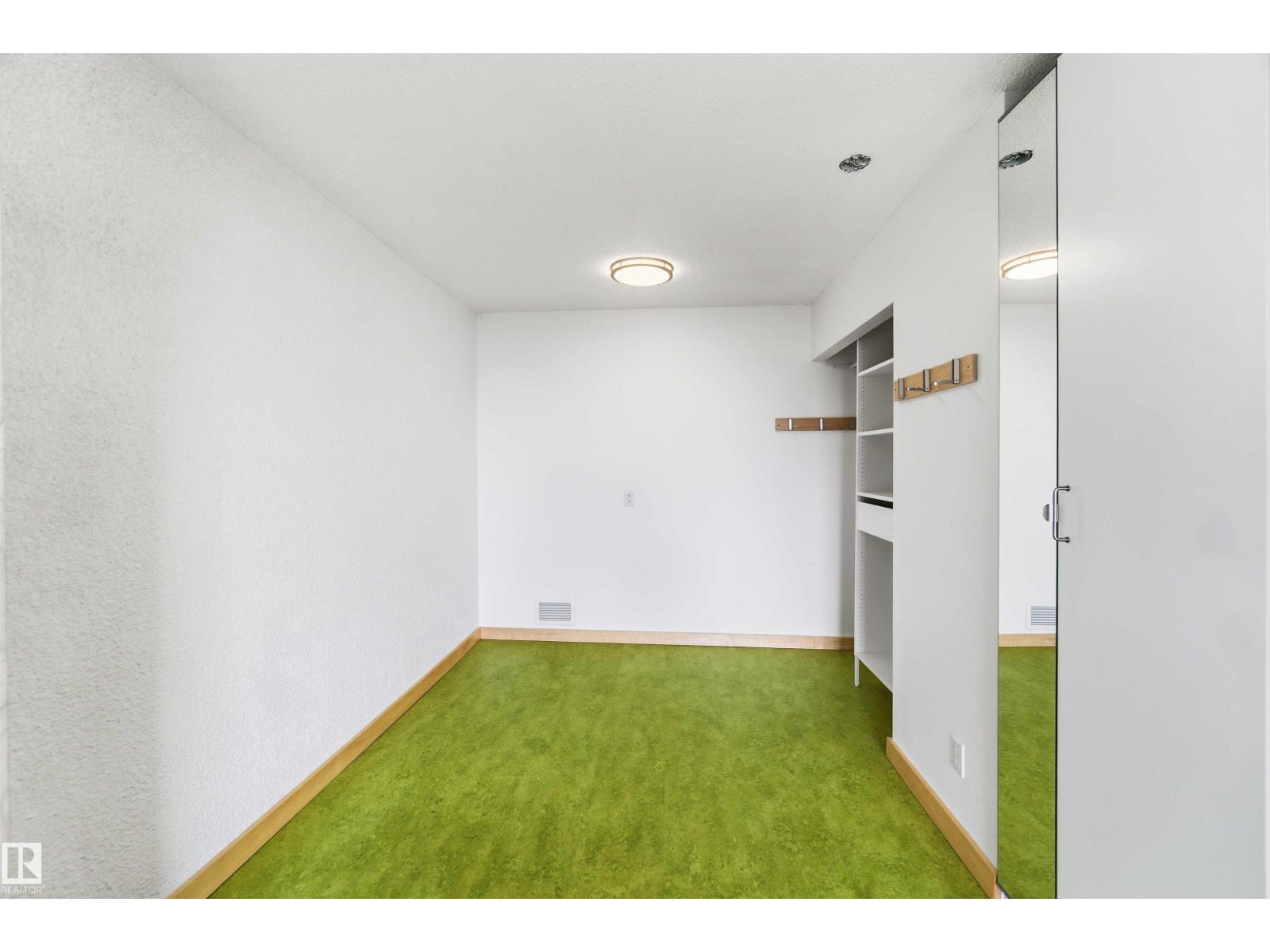 #1008 11307 99 AV NW - 20