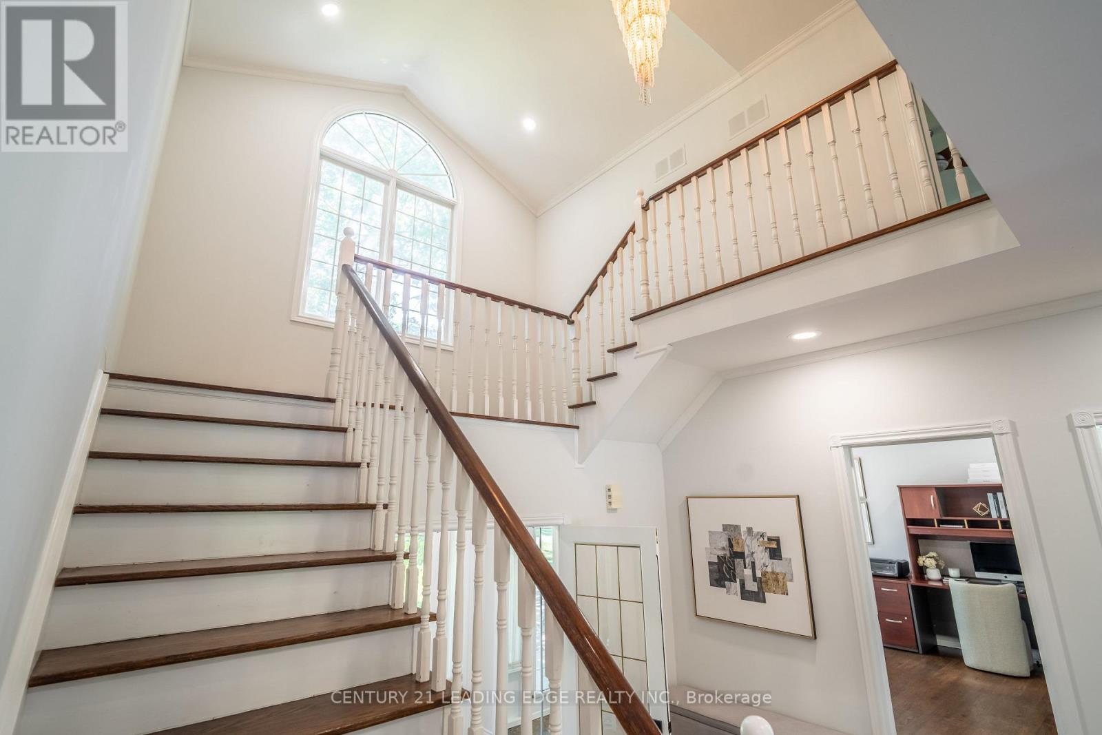 6 STONEGATE STREET - 21