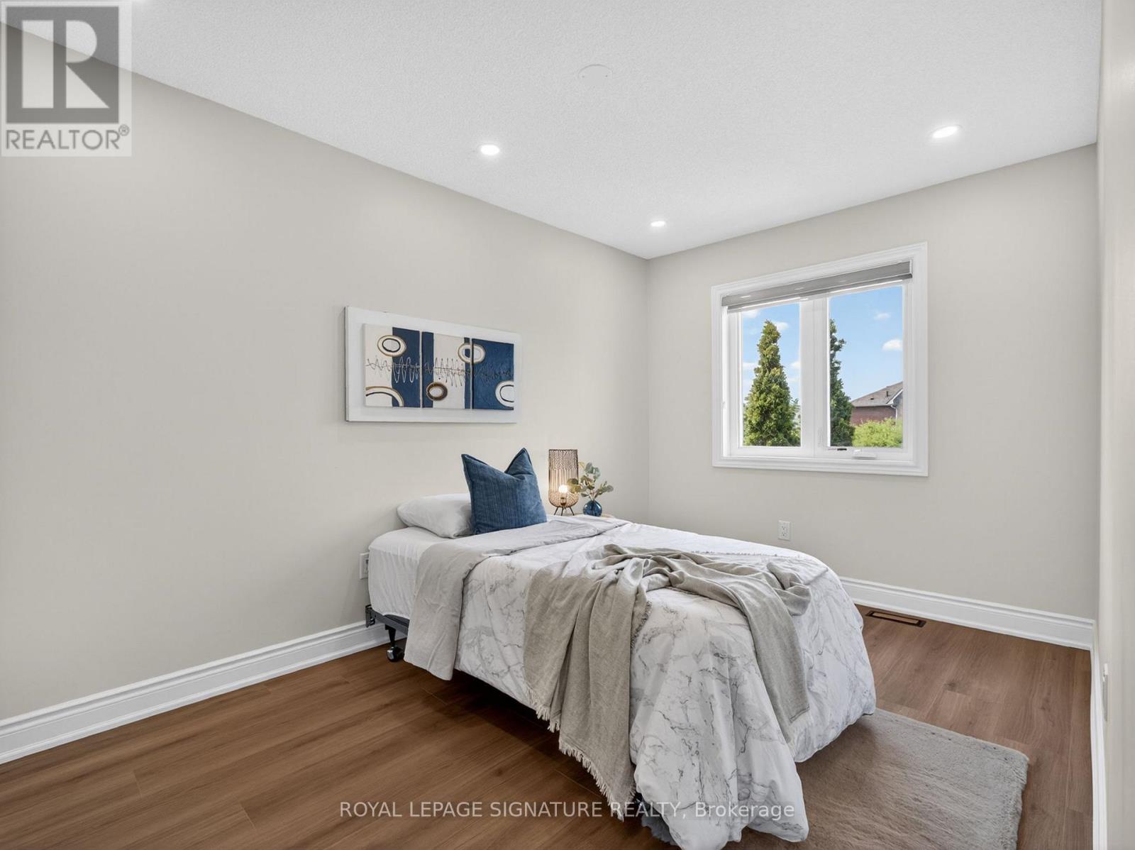 #123 833 SCOLLARD COURT - 27