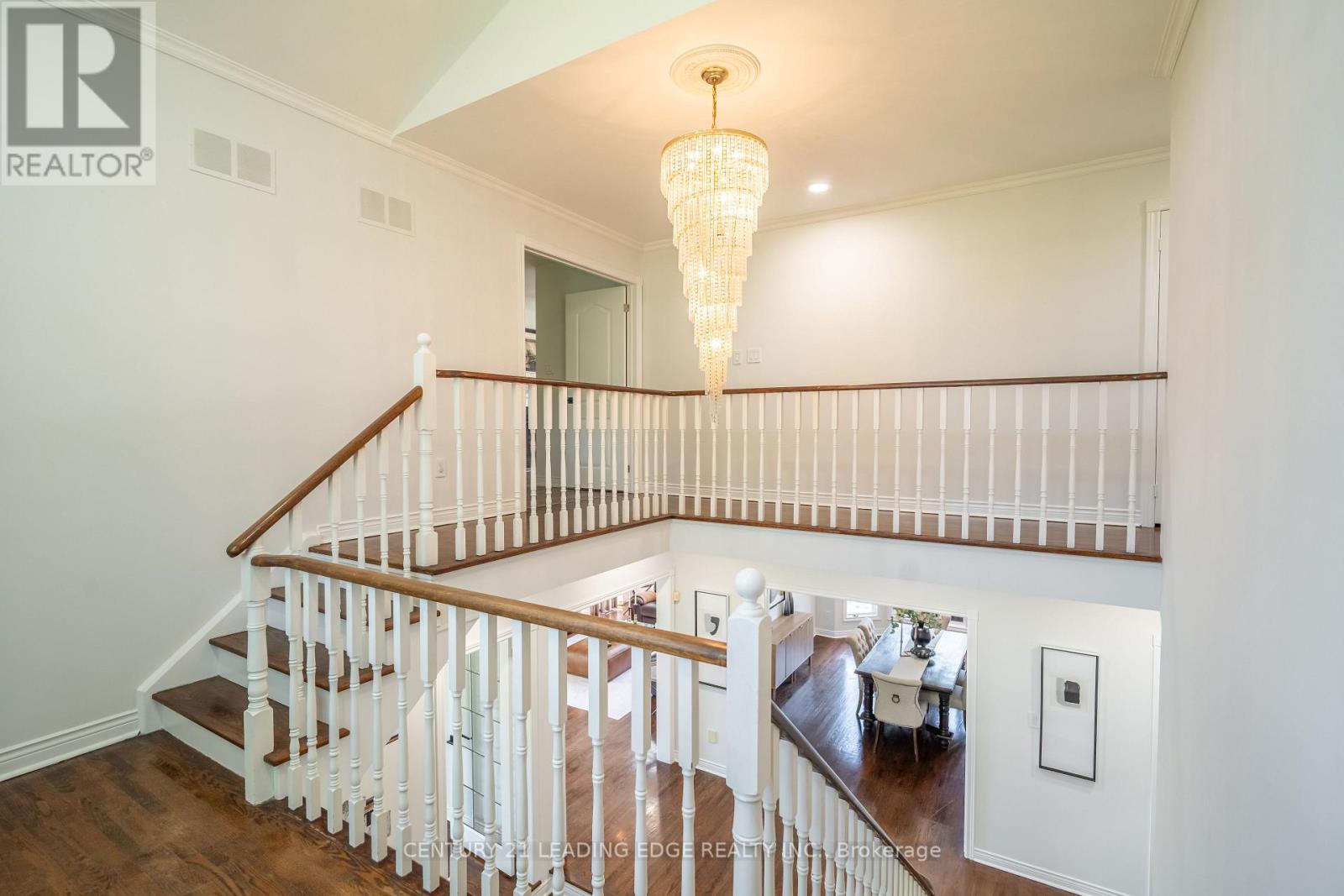 6 STONEGATE STREET - 22