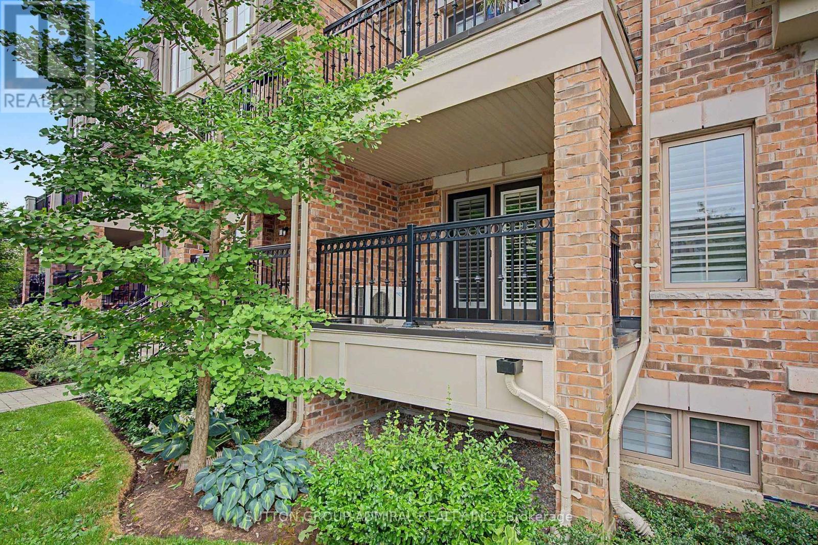 #73 2441 GREENWICH DRIVE - 3