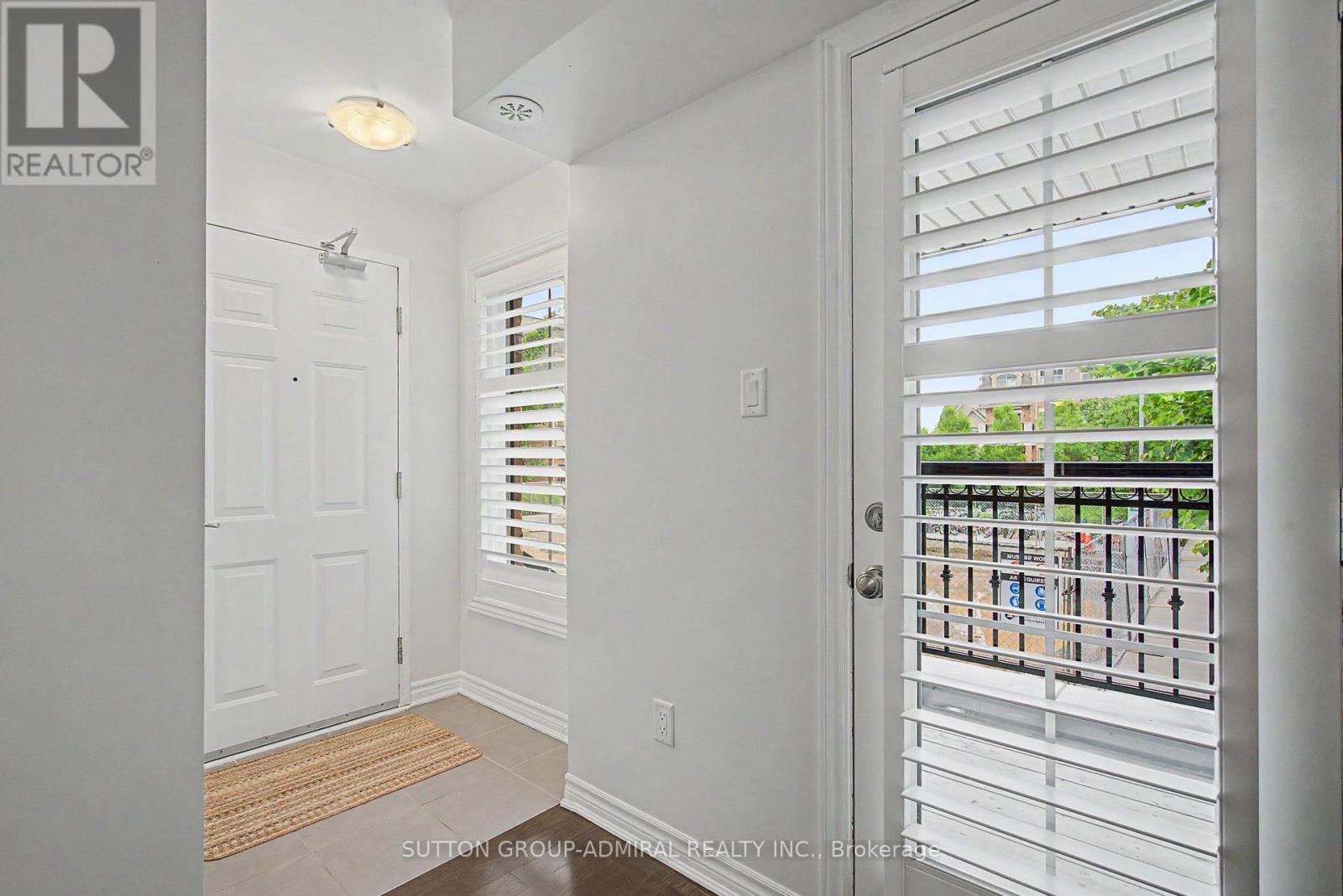 #73 2441 GREENWICH DRIVE - 5