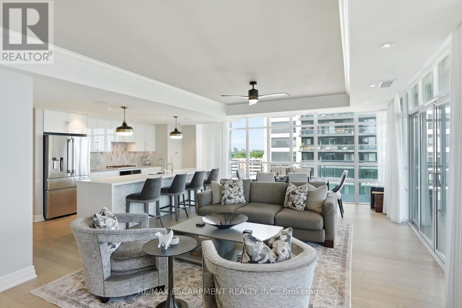 #1302 360 PEARL STREET - Image 6