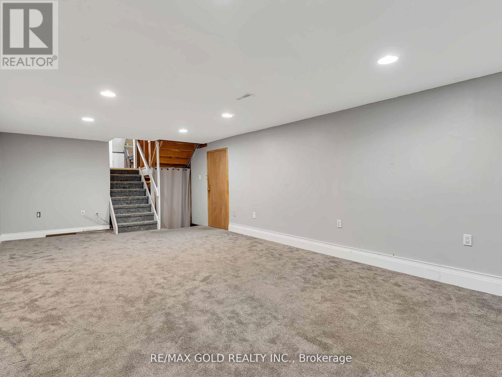 19139 HEART LAKE ROAD - 40