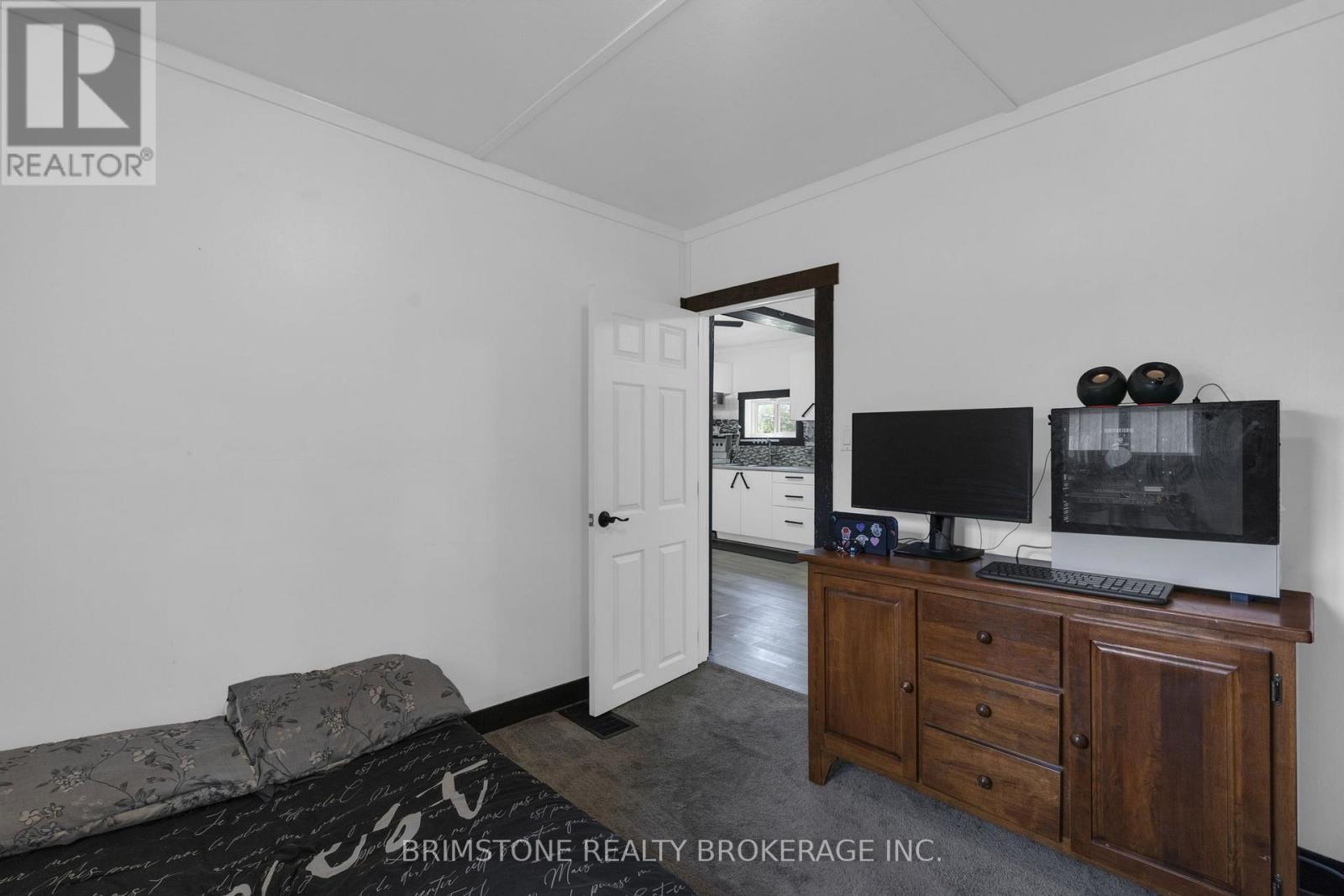 329 HIGH STREET - 16