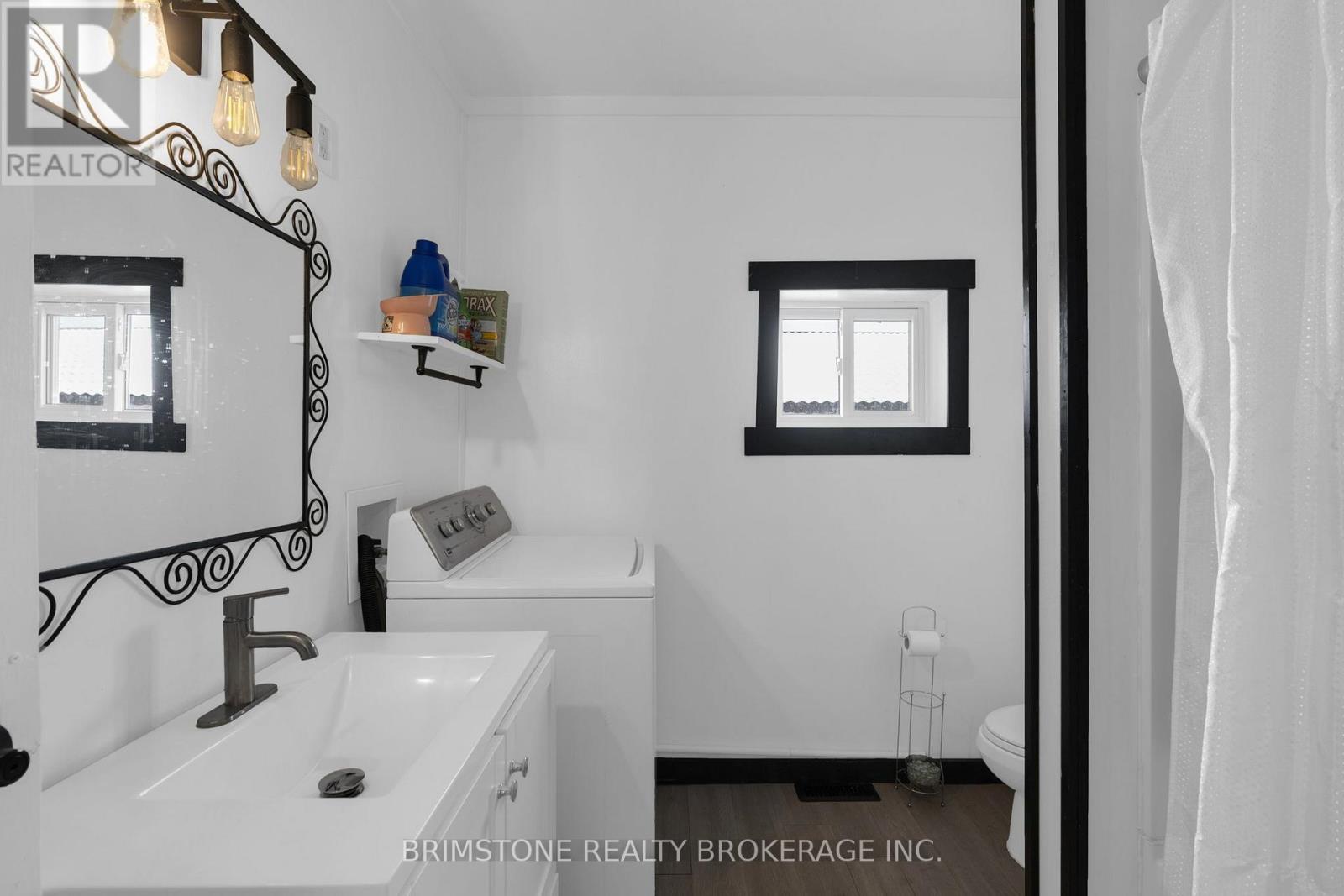 329 HIGH STREET - 21
