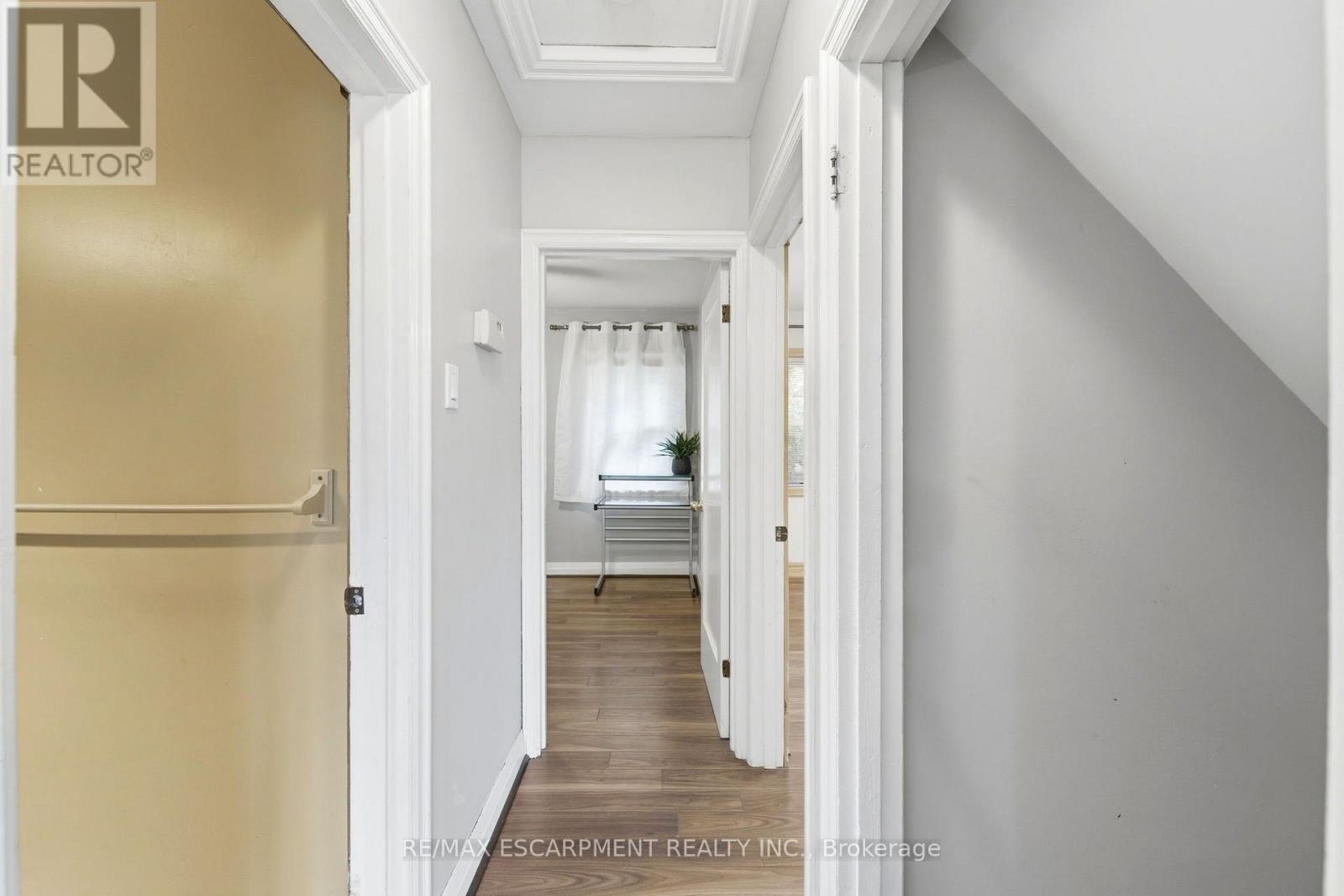 61 GLENMOUNT AVENUE - 7