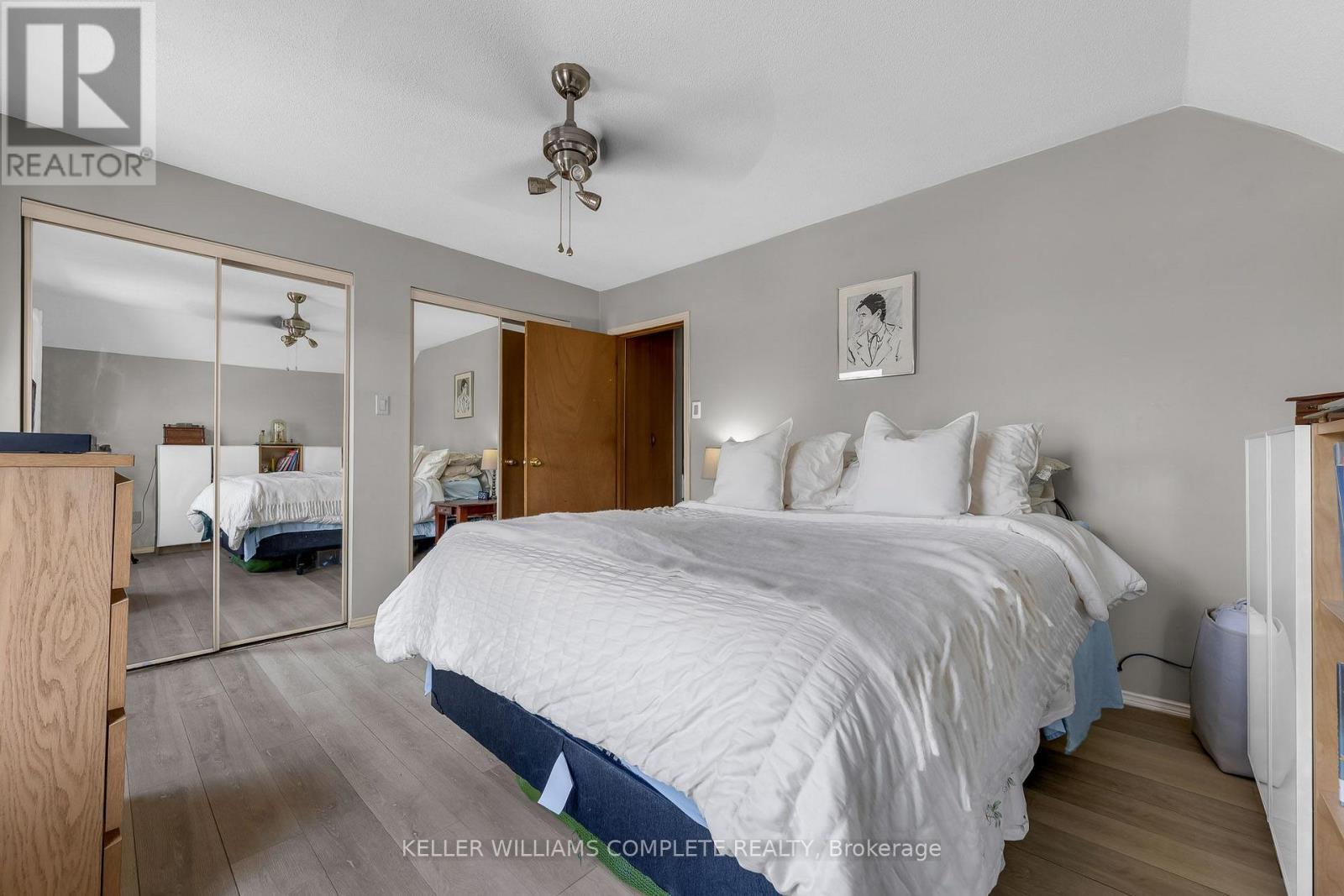 16 ALBEMARLE STREET - 14