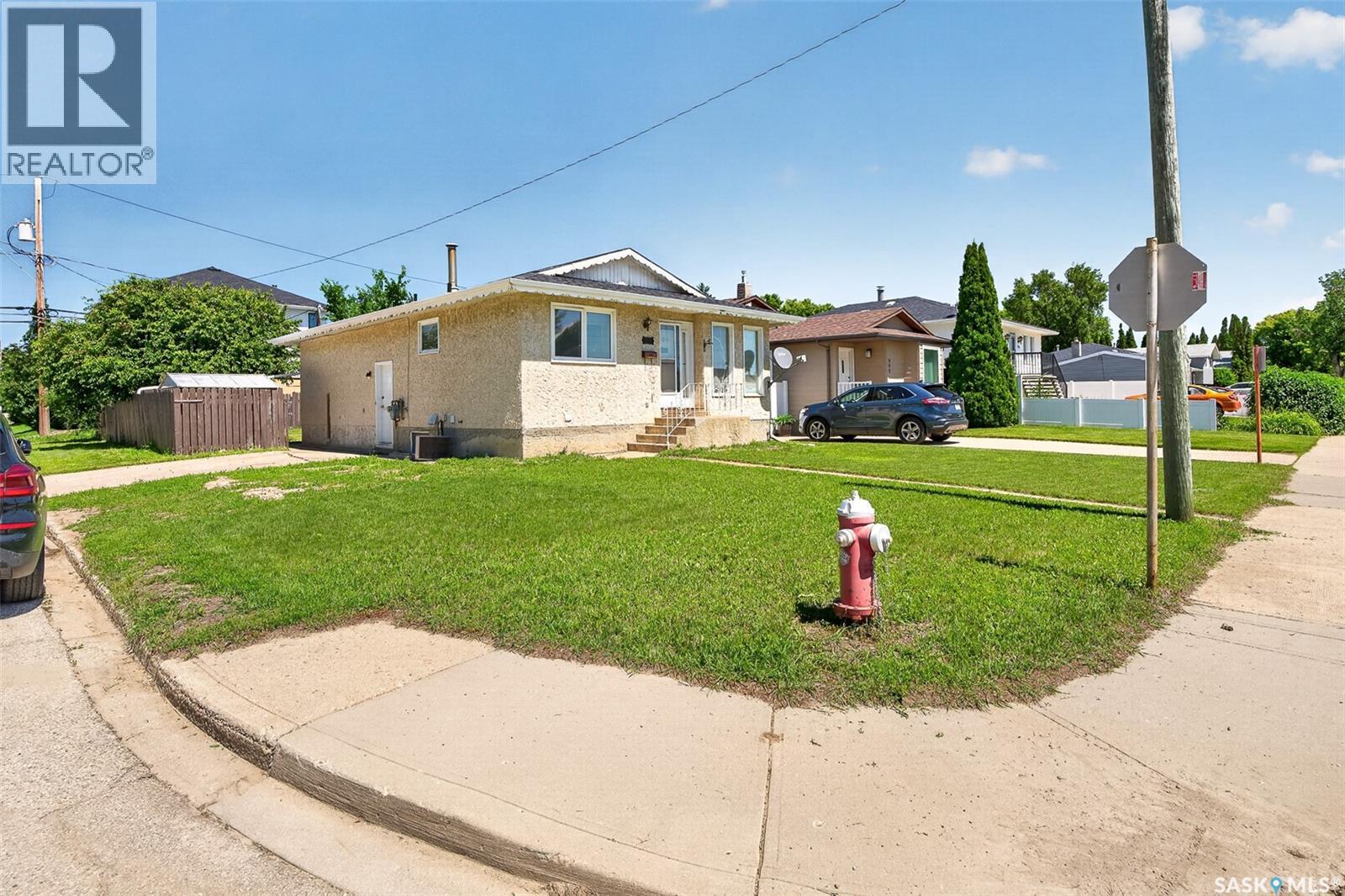 980 Brown STREET - 48