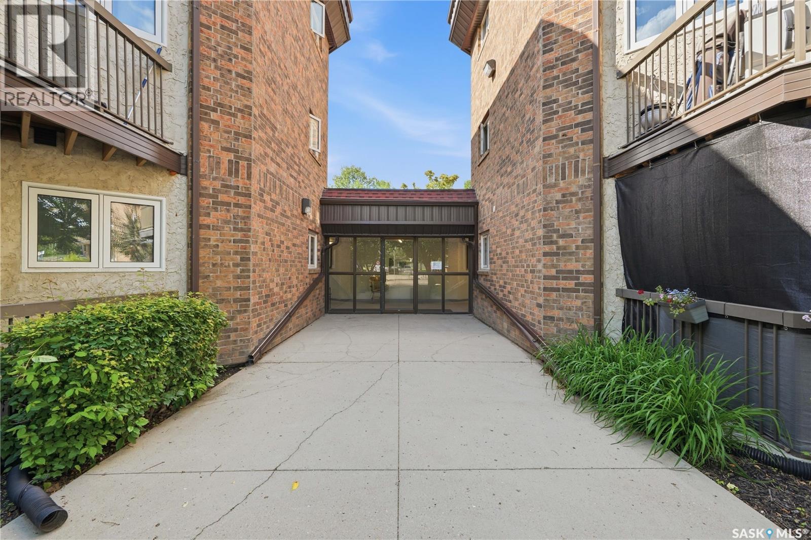 #107 730A Heritage LANE - 31