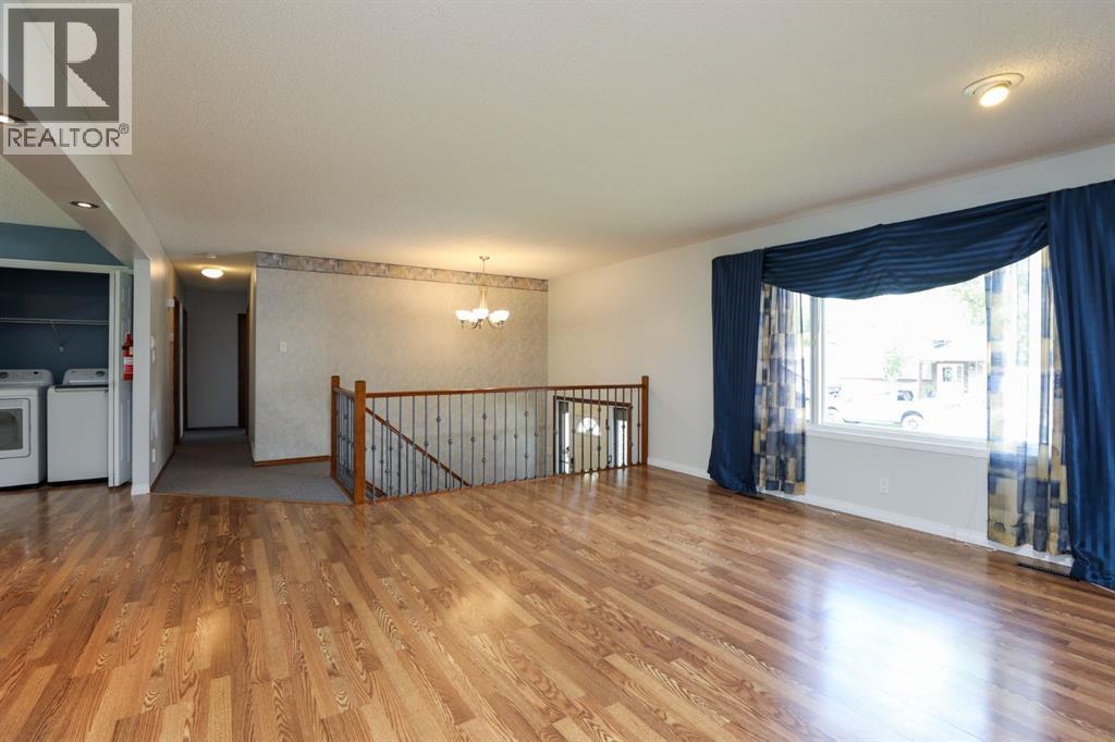 58 N 1A Street E - 8