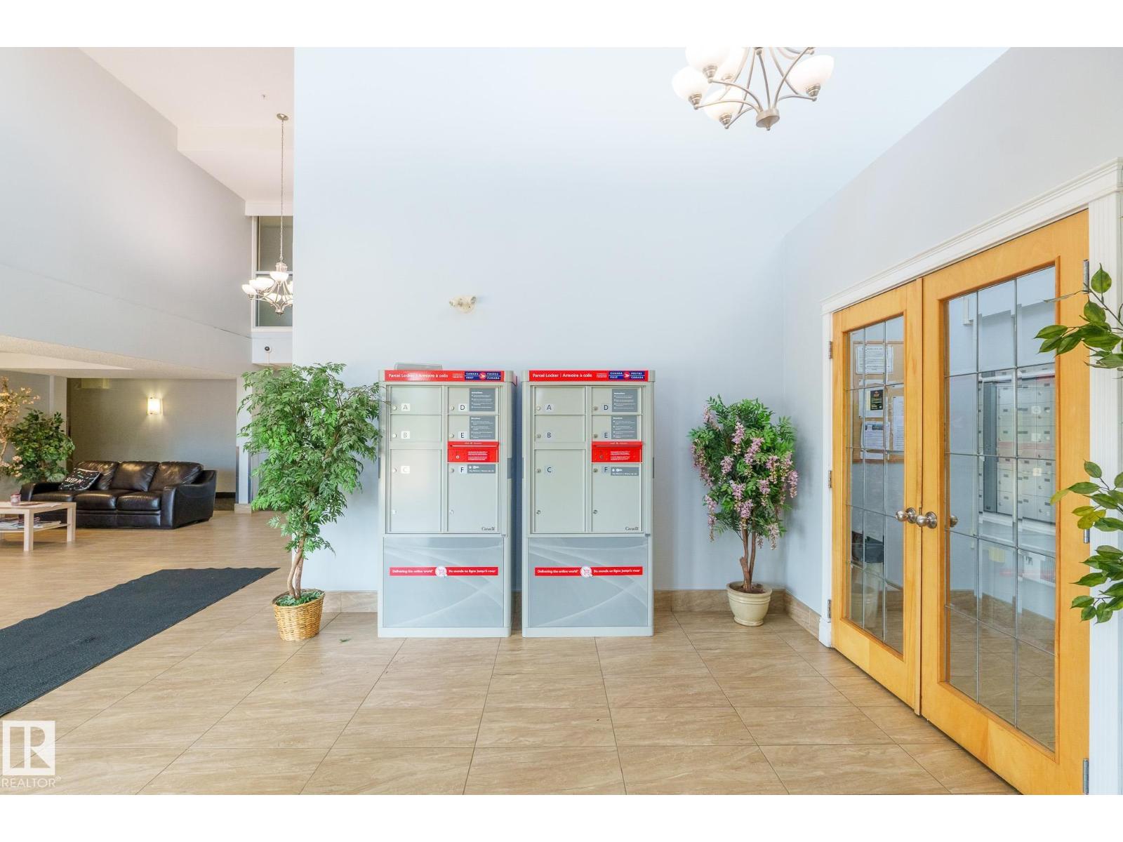 #422 17404 64 AV NW - Image 17