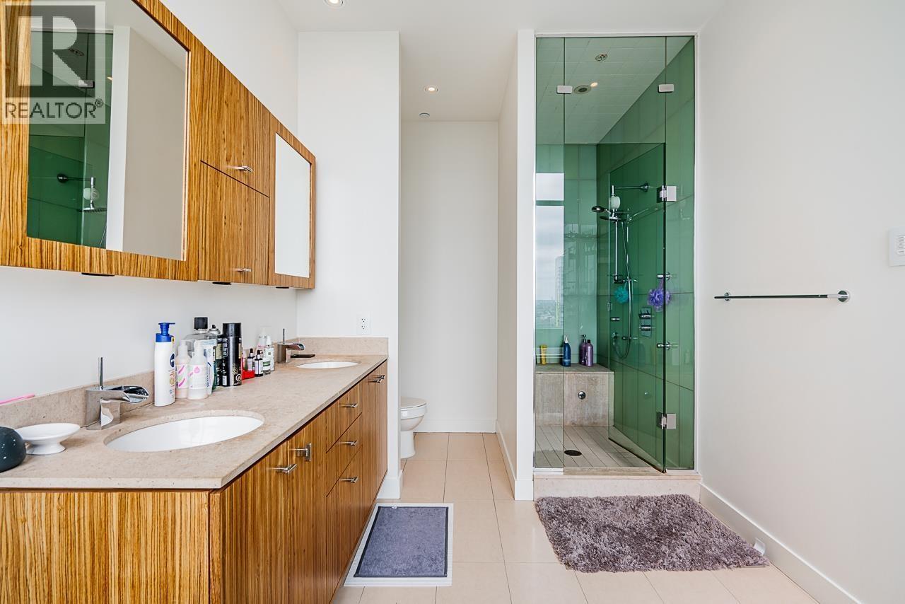 2901 1455 HOWE STREET, Vancouver