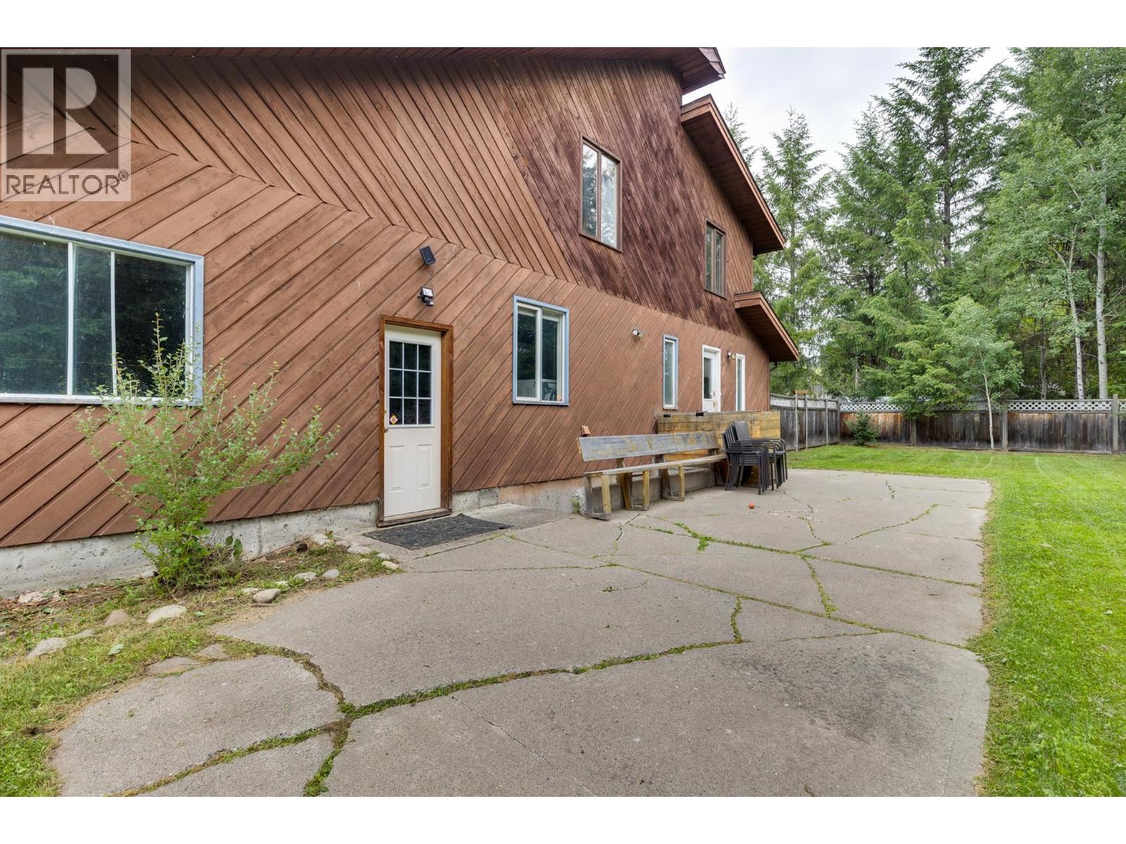 5920 RIVERDALE CRESCENT - 35