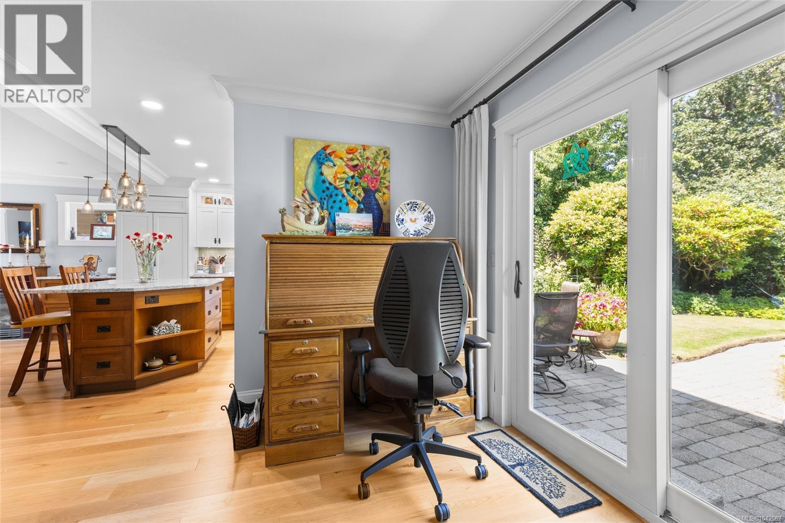 2482 Hazel St, Oak Bay