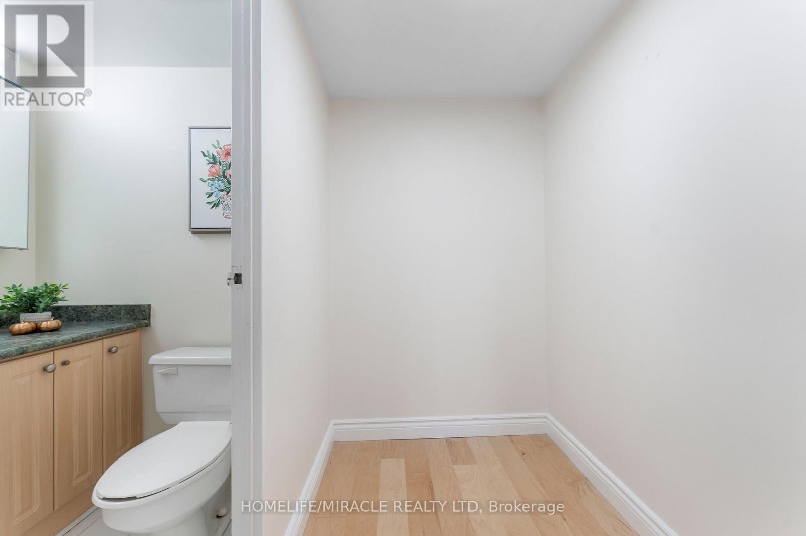 #202 3700 KANEFF CRESCENT N - Image 7