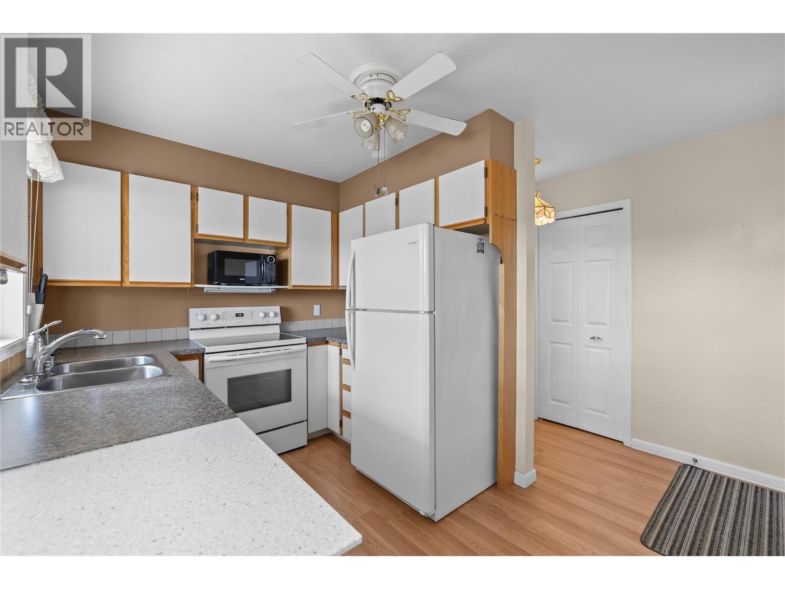 #6 2433 Ingram Road - 4