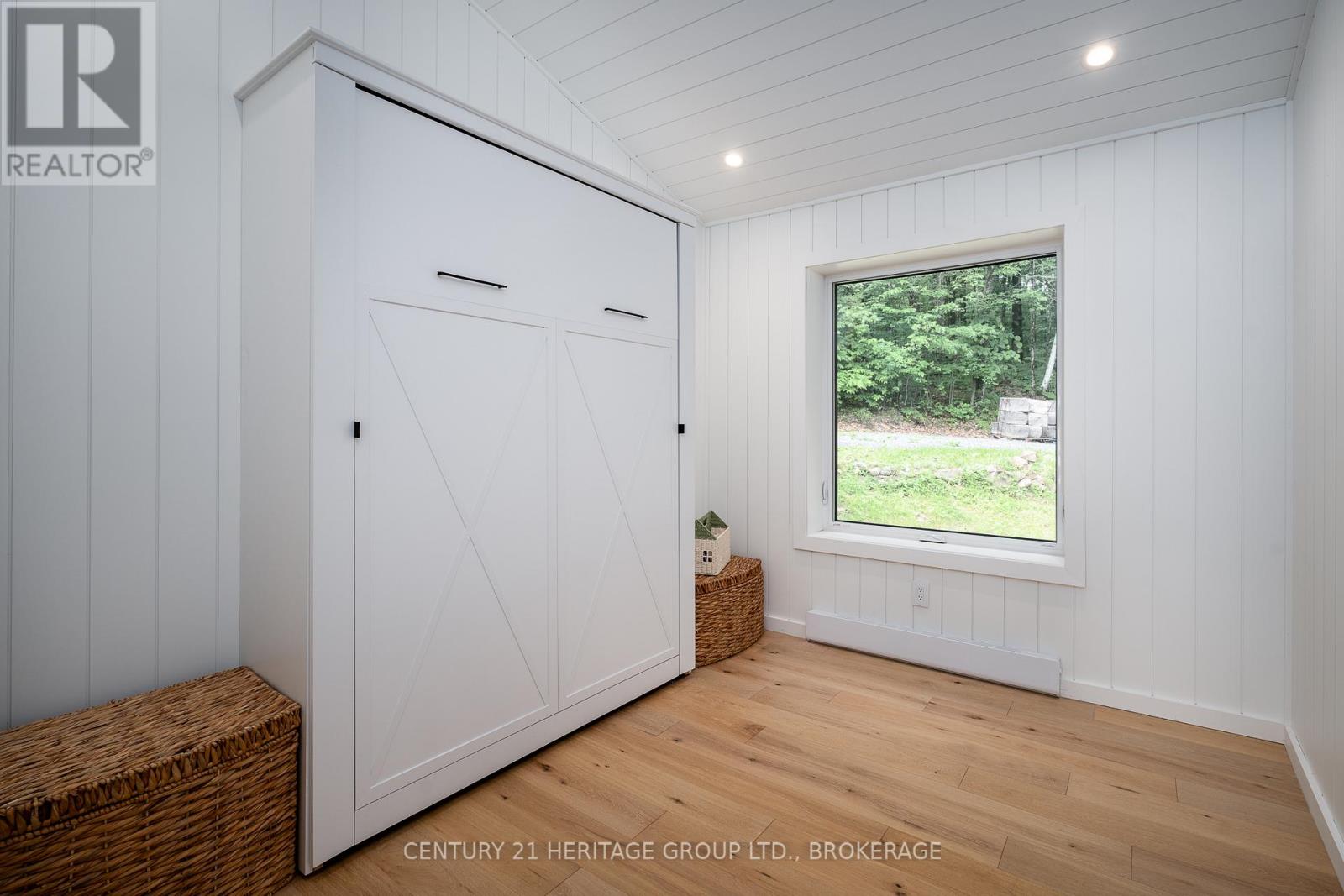 1452 LEGGAT LAKE ROAD - 14