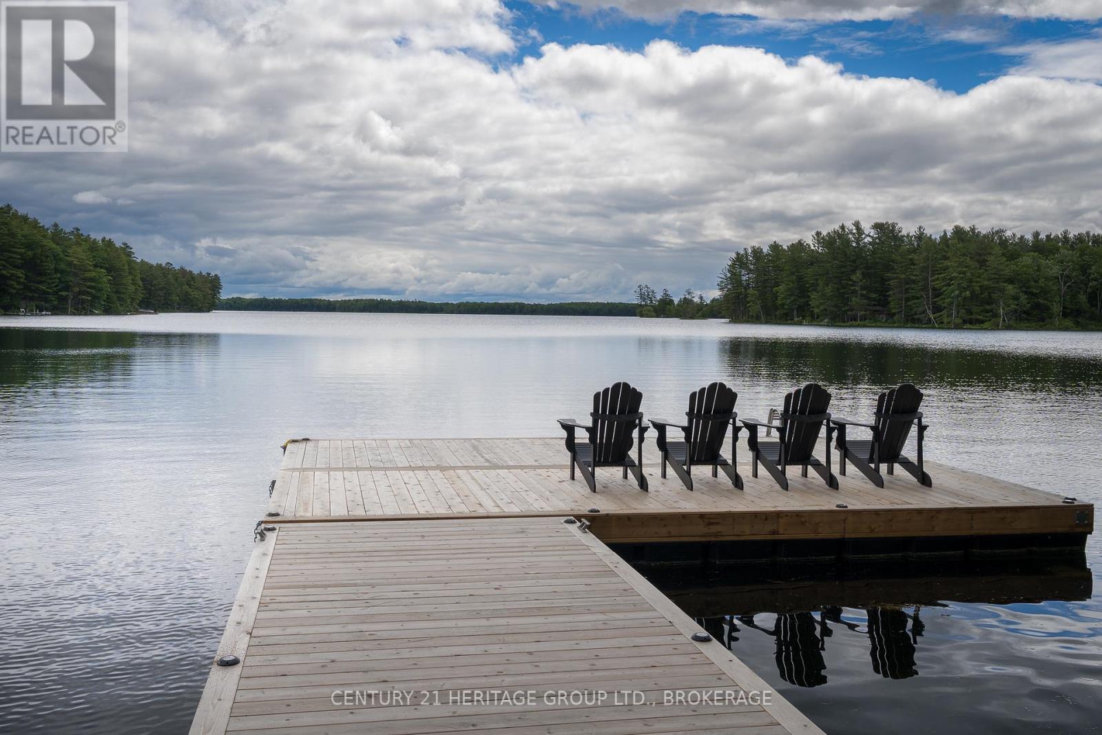 1452 LEGGAT LAKE ROAD - 24